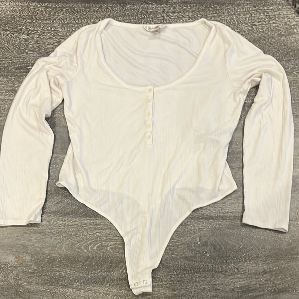 Banana Republic Large Off White Cream Scoop Neck Long Sleeve Bodysuit